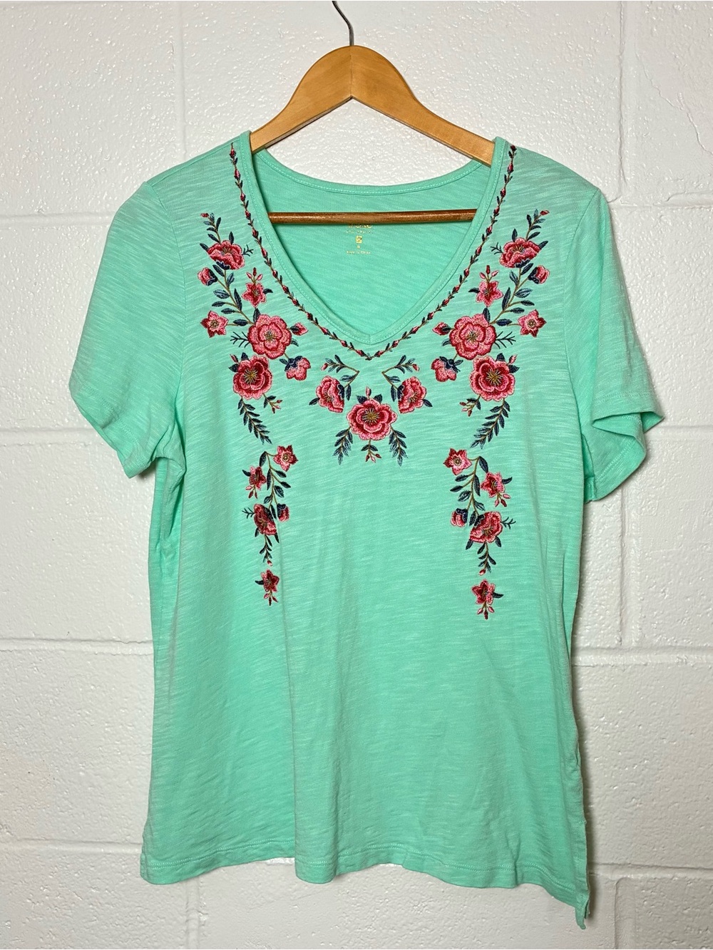 Belle Kim Gravel modal cotton embroidered floral vneck top